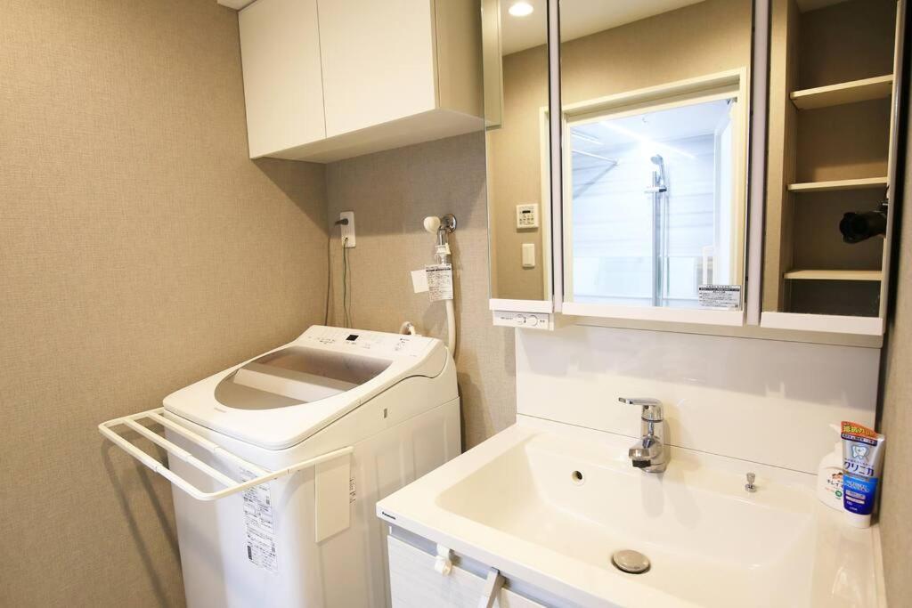 Ferienwohnung 立地最高！交通・買い物にとっても便利 Wifiあり Präfektur Tokio Exterior foto